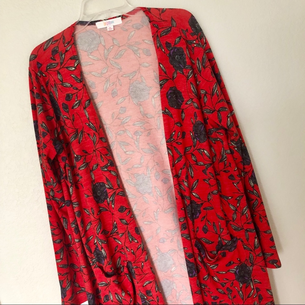 Gorgeous LuLaRoe Sarah